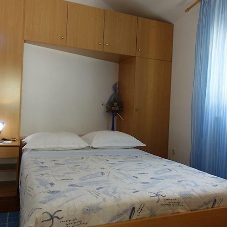 Apartments Ivic ボル エクステリア 写真
