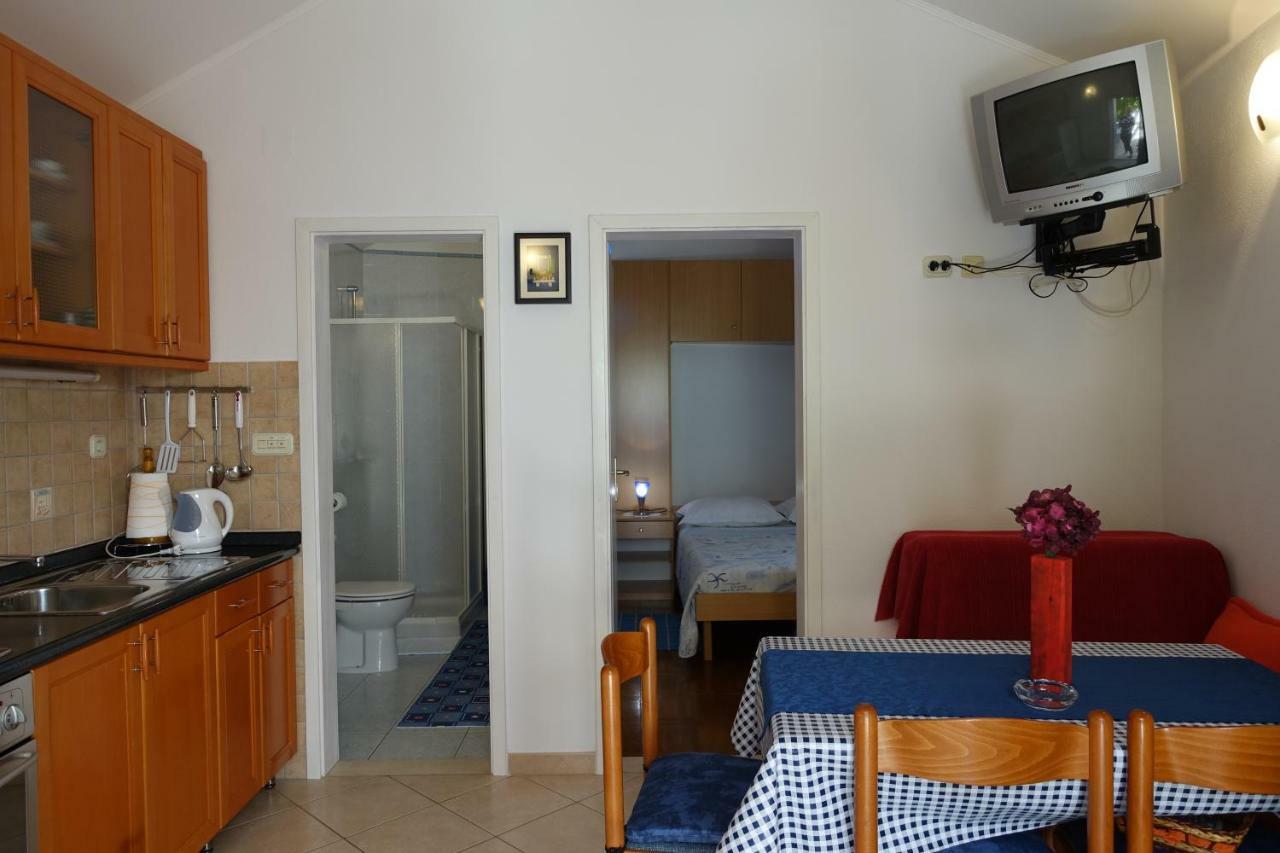 Apartments Ivic ボル 部屋 写真